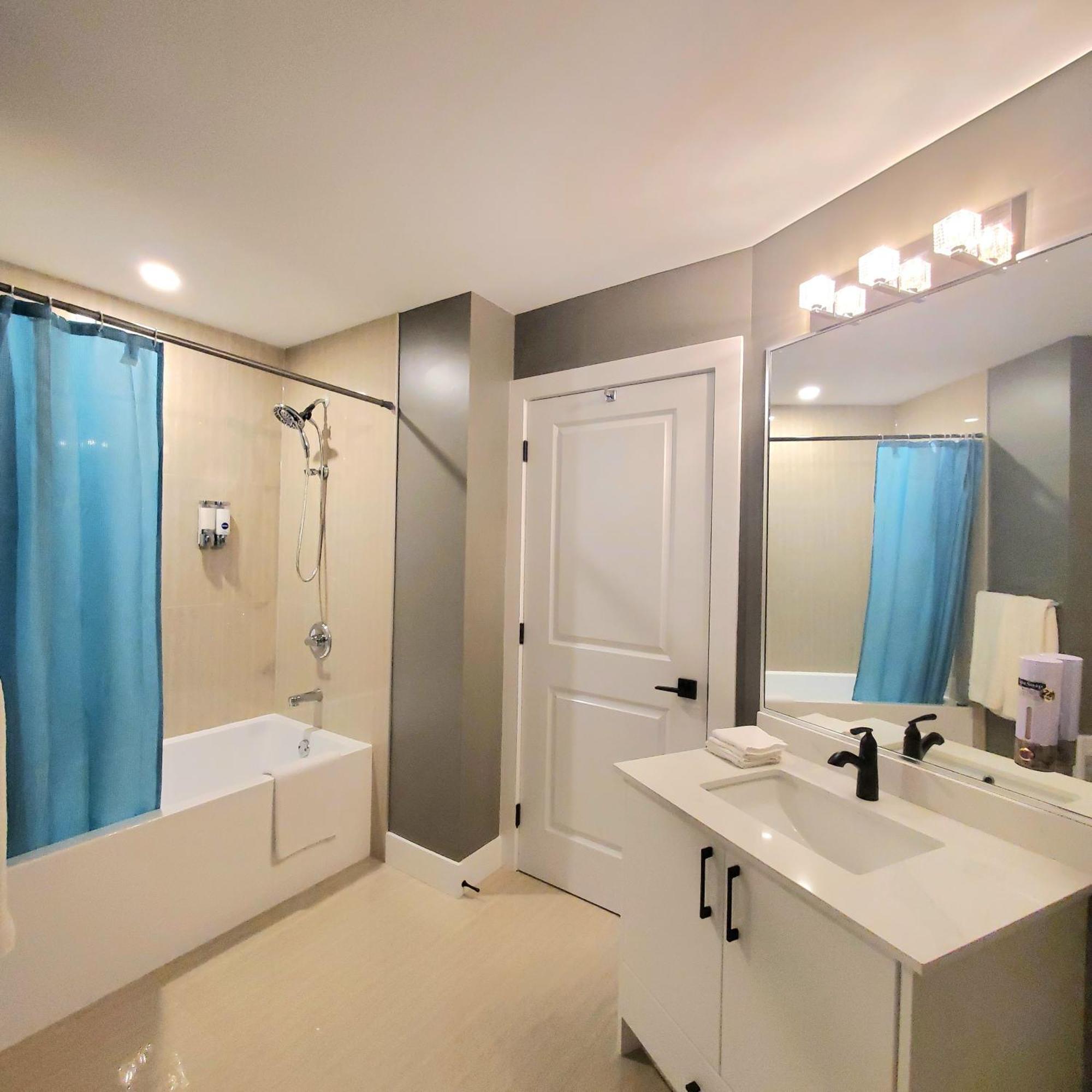 Mountain Retreat 3 Bedroom Garden House Near Heritage Park, Coliseum , Hwy 1, Fishing, Cultus Lake 奇利瓦克 外观 照片