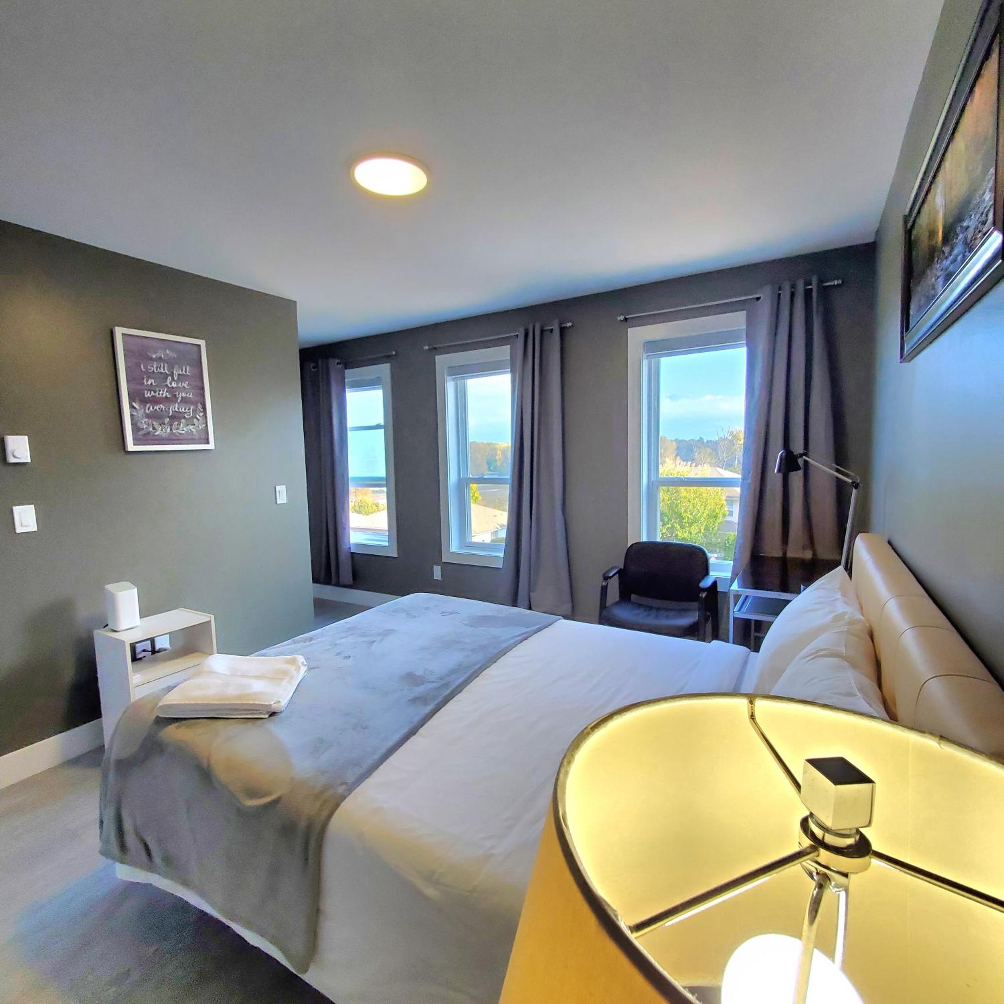 Mountain Retreat 3 Bedroom Garden House Near Heritage Park, Coliseum , Hwy 1, Fishing, Cultus Lake 奇利瓦克 客房 照片