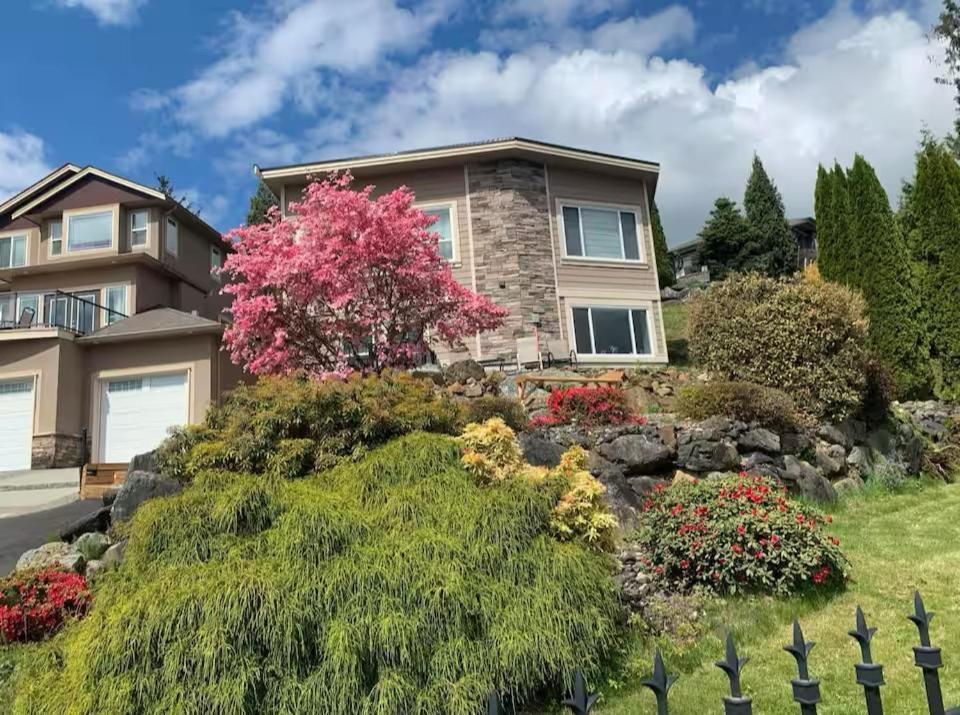 Mountain Retreat 3 Bedroom Garden House Near Heritage Park, Coliseum , Hwy 1, Fishing, Cultus Lake 奇利瓦克 外观 照片